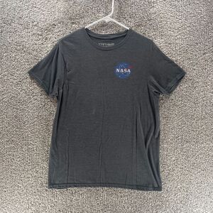 NASA Shirt Mens Medium Gray Short Sleeve Crew Neck Cotton Casual Space Fifth Sun